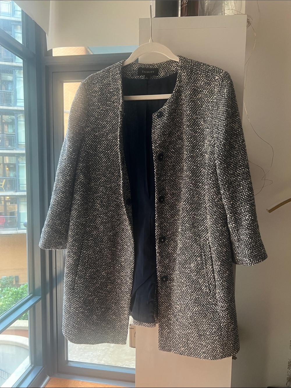 Talbots Women's Navy Blue & White Knee Length Blazer